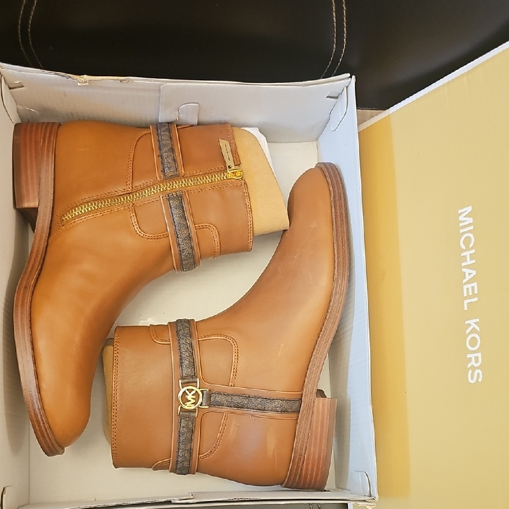 Michael Kors Luggage Multi Leather Booties